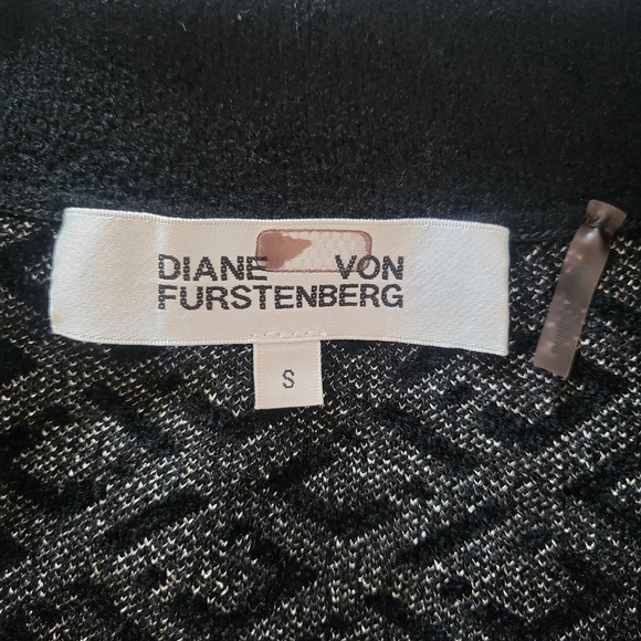 Diane von Furstenberg Duffy Collared V Neck Sweater Black Metallic Geometric Sm - Picture 6 of 12